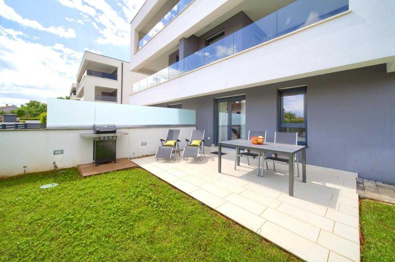 Dodo Apartments Vantacici Exterior photo