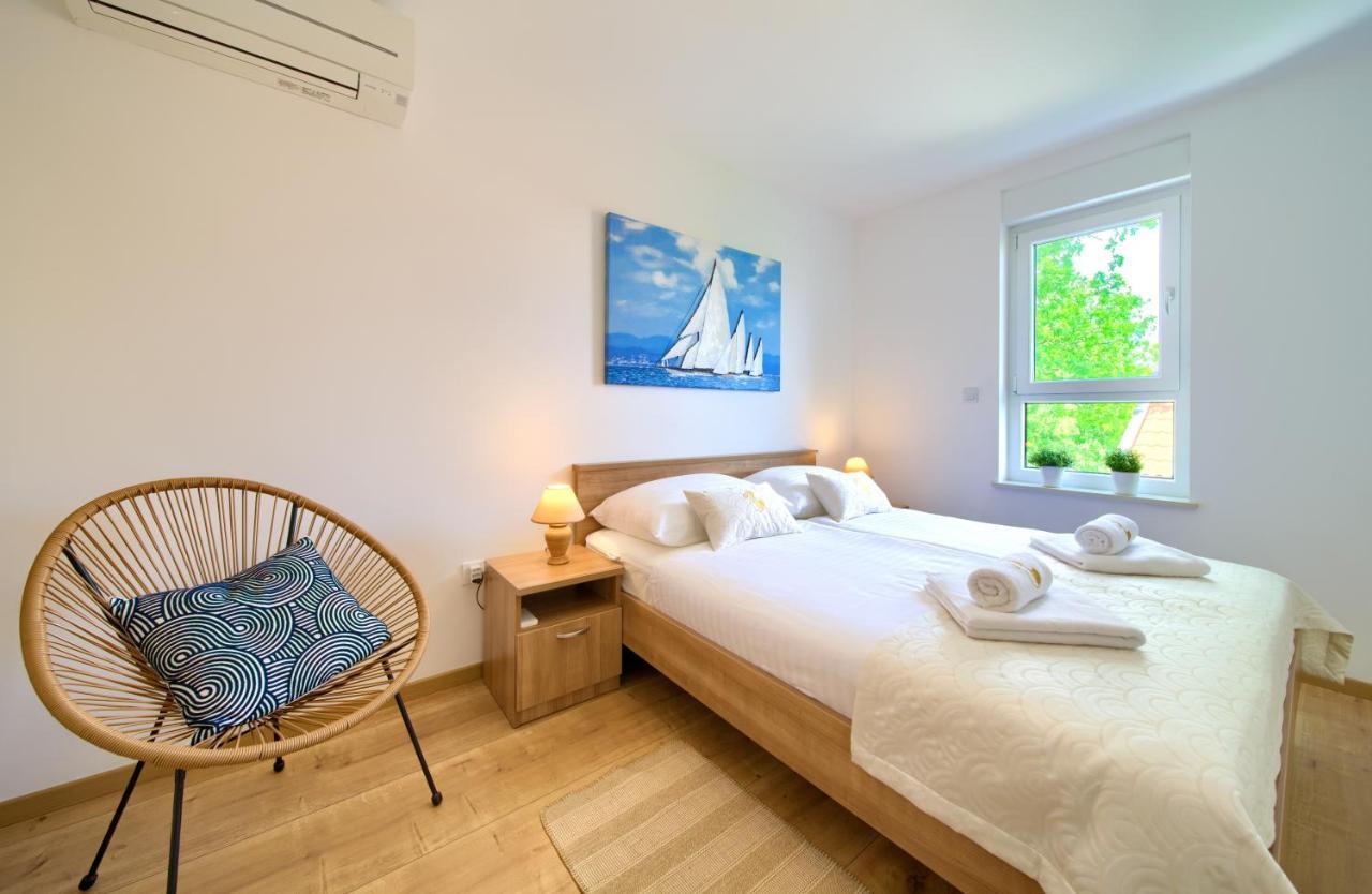 Dodo Apartments Vantacici Exterior photo